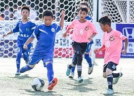 欲登天际揽苍穹！维金斯底线突破一步起飞上演滑翔重扣